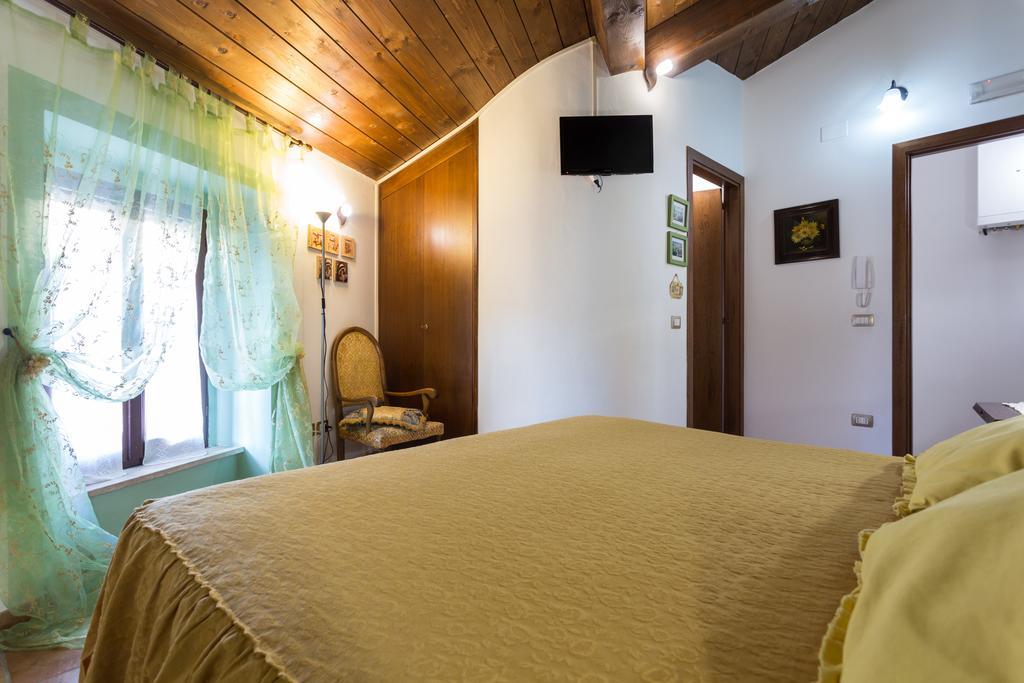 Bed And Breakfast A Casa Delle Fate アッシジ エクステリア 写真