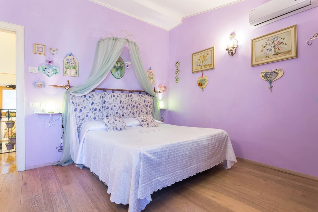 Bed And Breakfast A Casa Delle Fate アッシジ エクステリア 写真