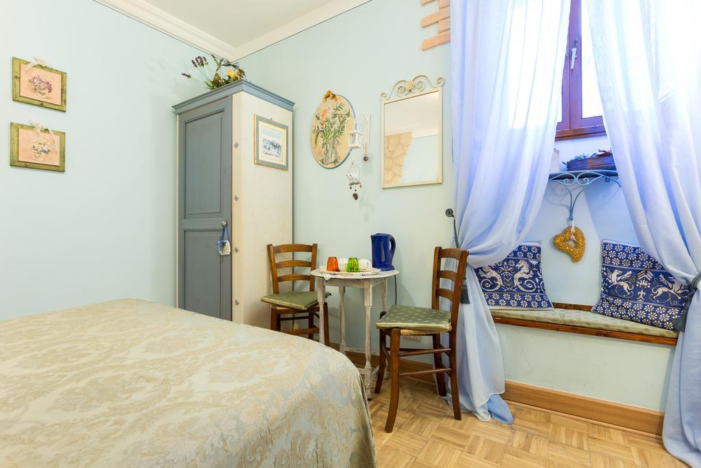 Bed And Breakfast A Casa Delle Fate アッシジ エクステリア 写真