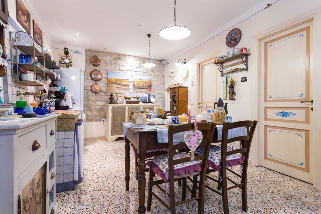 Bed And Breakfast A Casa Delle Fate アッシジ エクステリア 写真