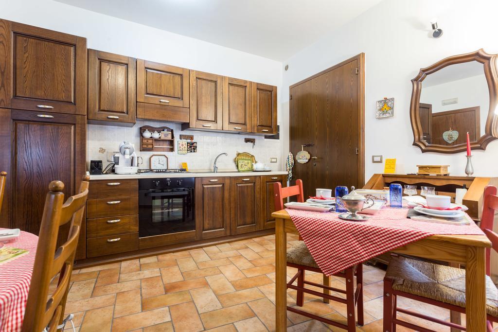 Bed And Breakfast A Casa Delle Fate アッシジ 部屋 写真